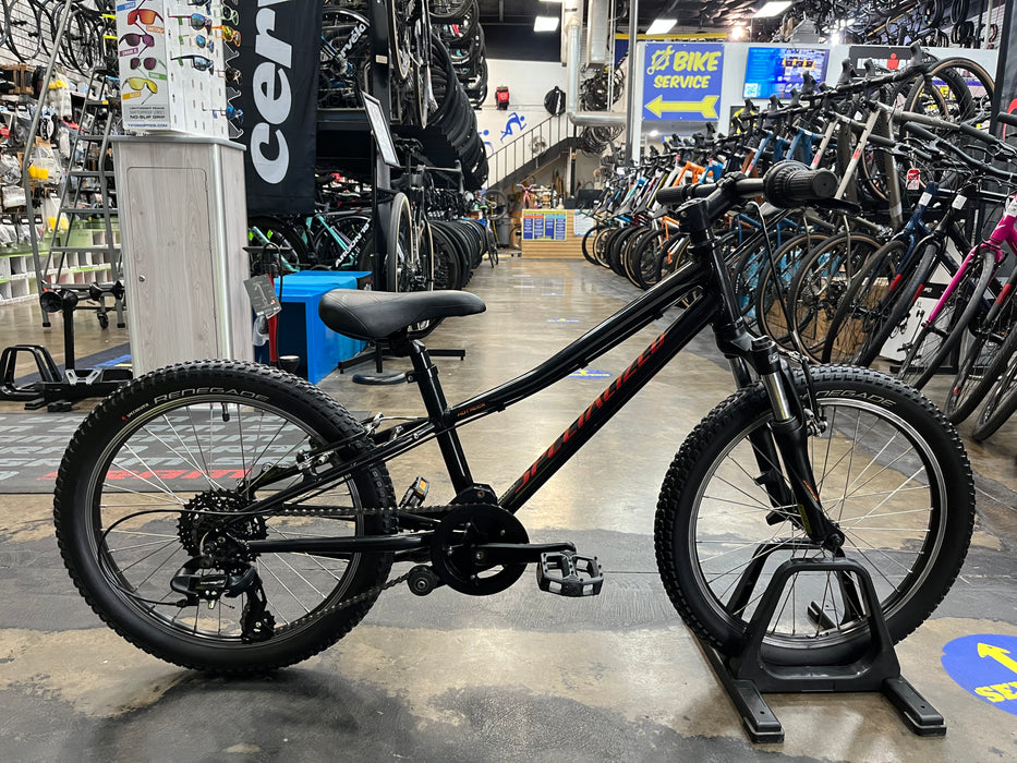 Specialized Hotrock 20 Kid's Bike - Black USED