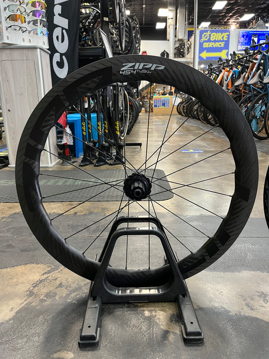 Zipp 454 NSW Tubeless Disc Brake Wheelset