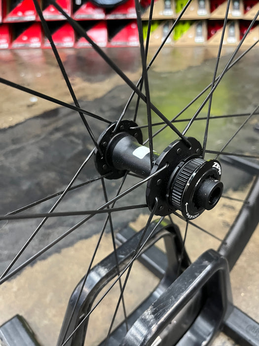 Zipp 454 NSW Tubeless Disc Brake Wheelset