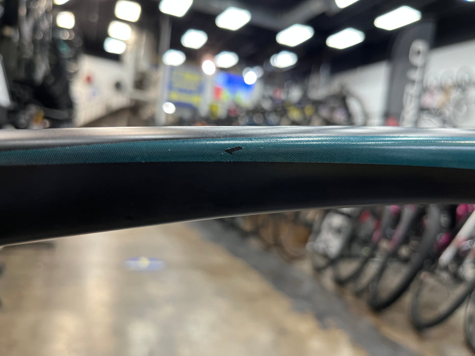 Fuji Norcom Straight 1.3 SRAM Force eTap AXS - Carbon Teal DEMO