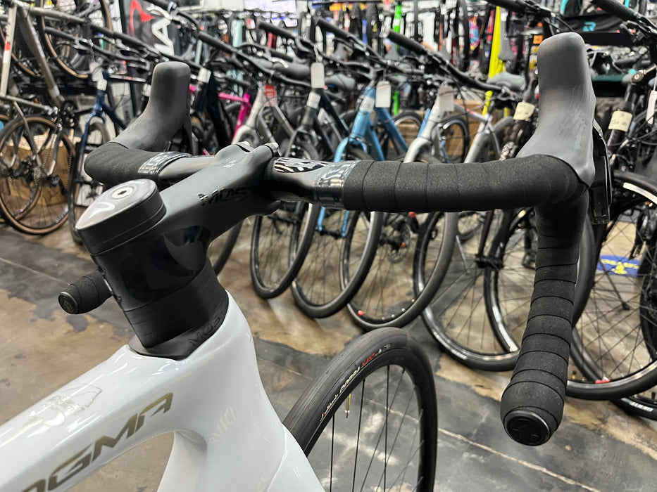 Pinarello Dogma F Disc Shimano Ultegra Di2 12 Speed
