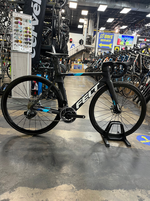 Felt AR FRD Ultimate SRAM Red eTap AXS 12 speed