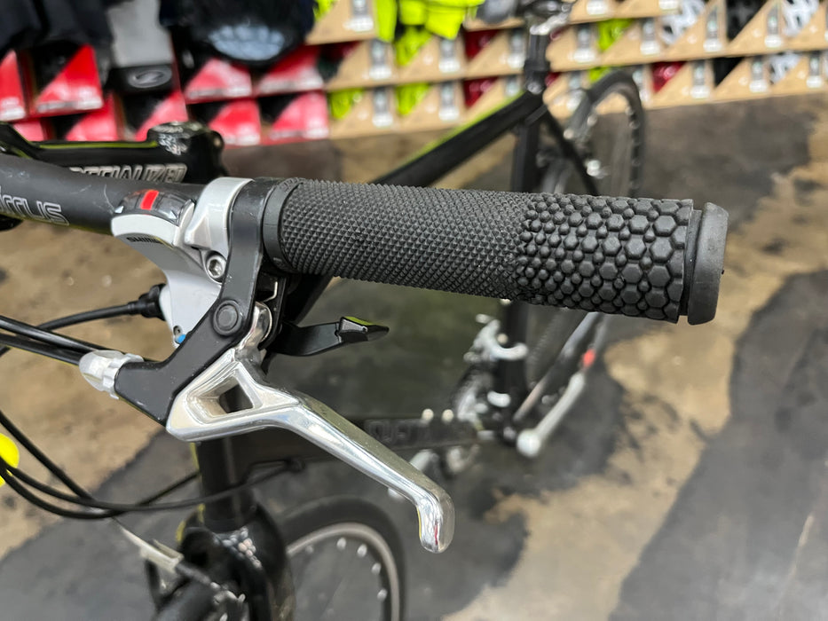 Specialized Sirrus Elite Shimano 9 Speed - Black USED