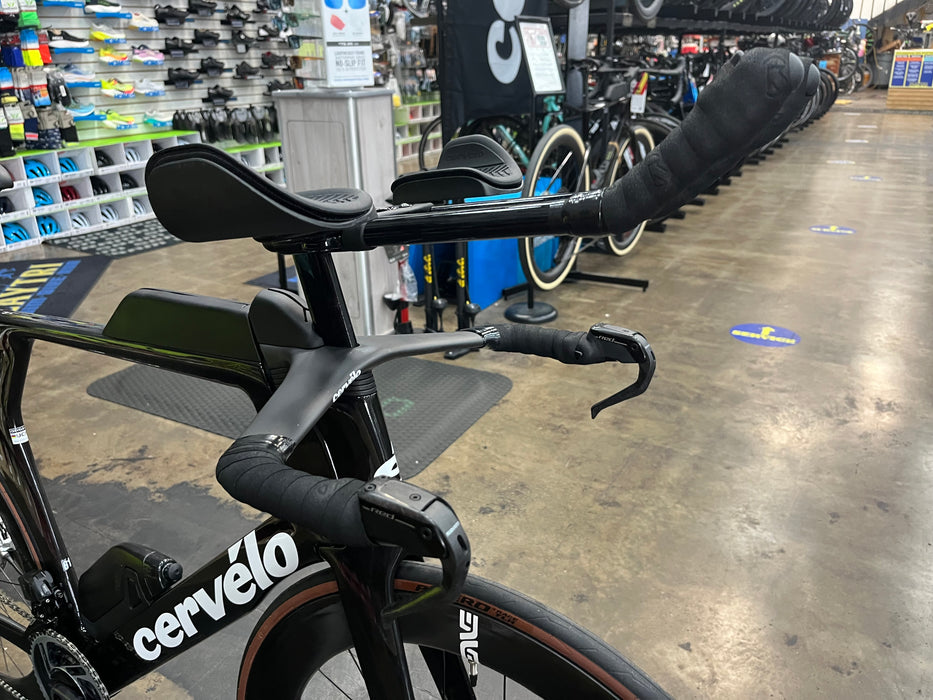 Cervelo P5 SRAM Red eTap AXS w/ Enve Foundation 65 Wheels