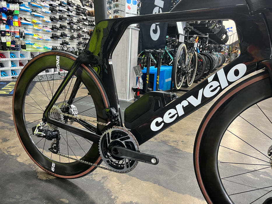 Cervelo P5 SRAM Red eTap AXS w/ Enve Foundation 65 Wheels