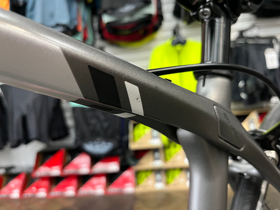 Trek Silque SL SRAM Rival 11 Speed - Gray USED