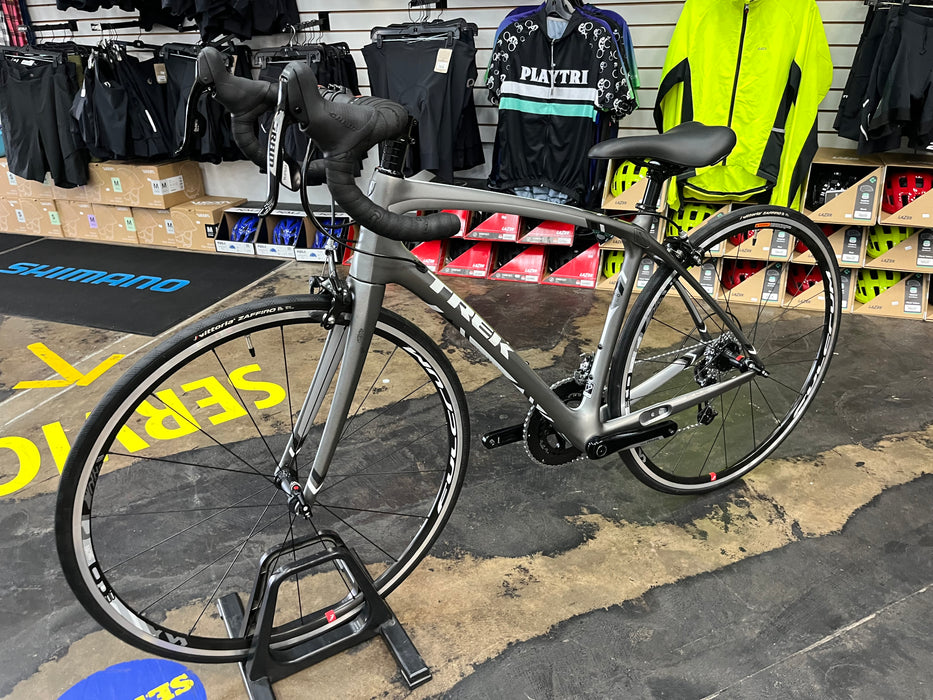 Trek Silque SL SRAM Rival 11 Speed - Gray USED