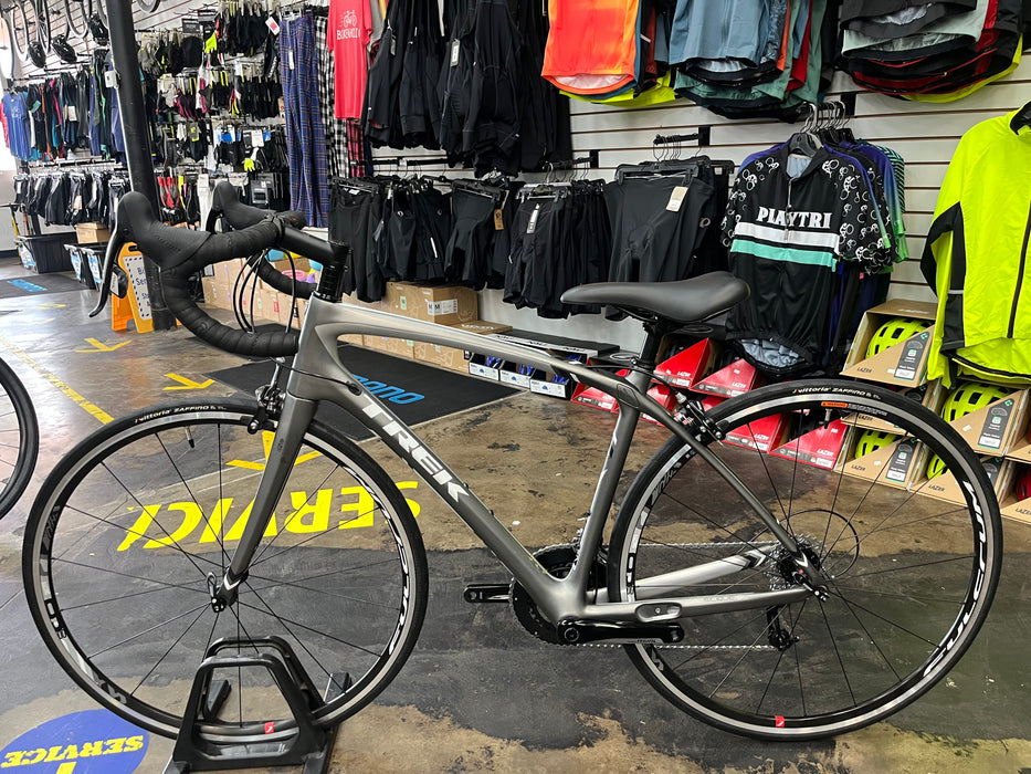 Trek Silque SL SRAM Rival 11 Speed - Gray USED