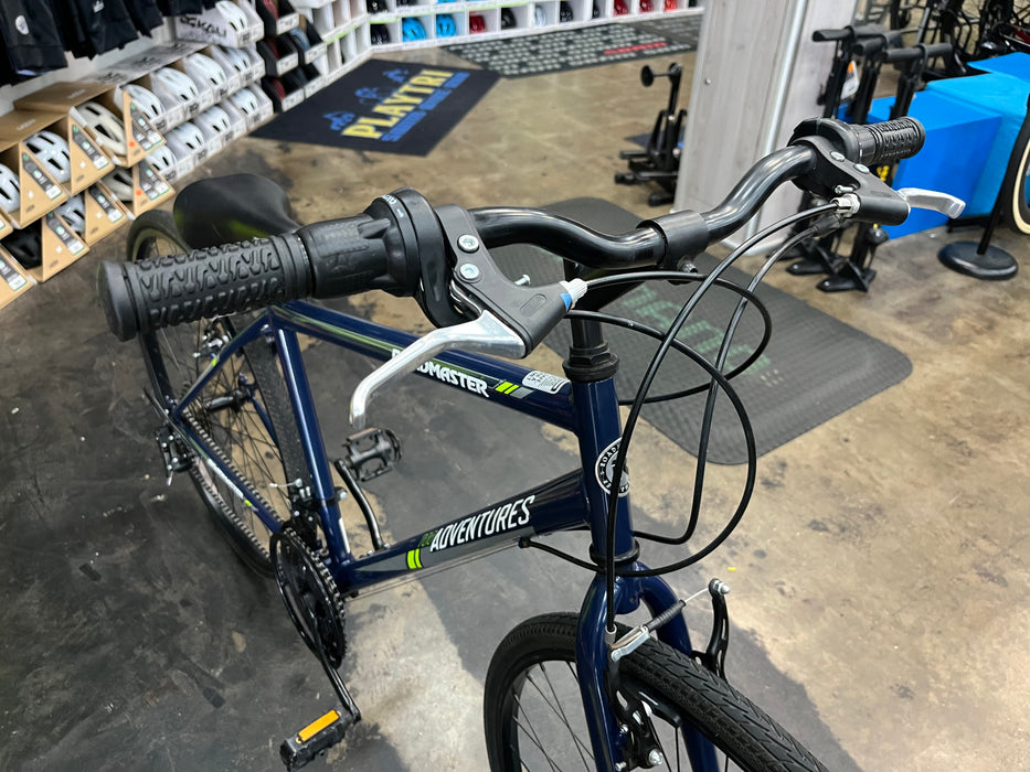 Roadmaster Adventures Hybrid Bike - Blue USED