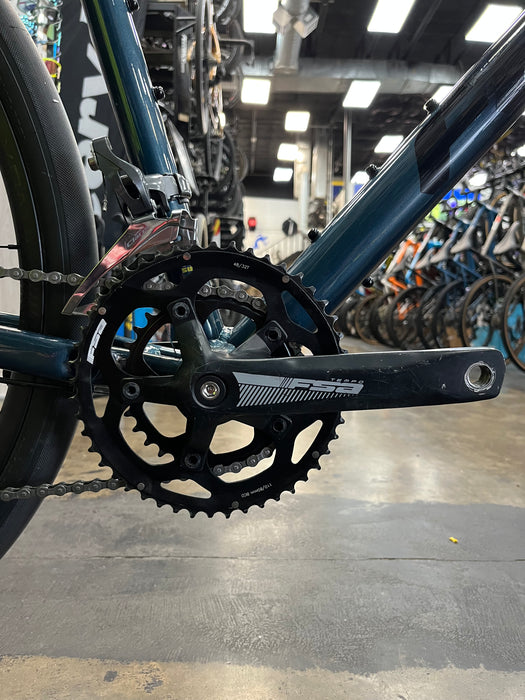 Felt Broam 60 Shimano Sora 8 Speed - Midnight Fade Blue DEMO