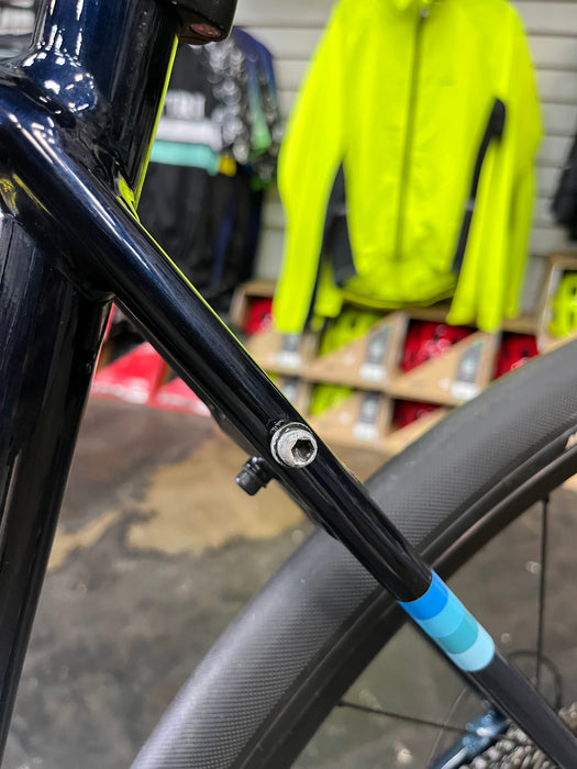Felt Broam 60 Shimano Sora 8 Speed - Midnight Fade Blue DEMO