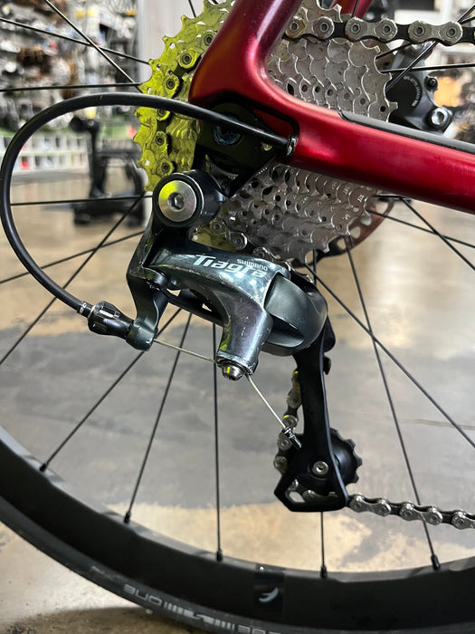 Scott Addict 30 Disc Shimano Tiagra 10 Speed - Red DEMO