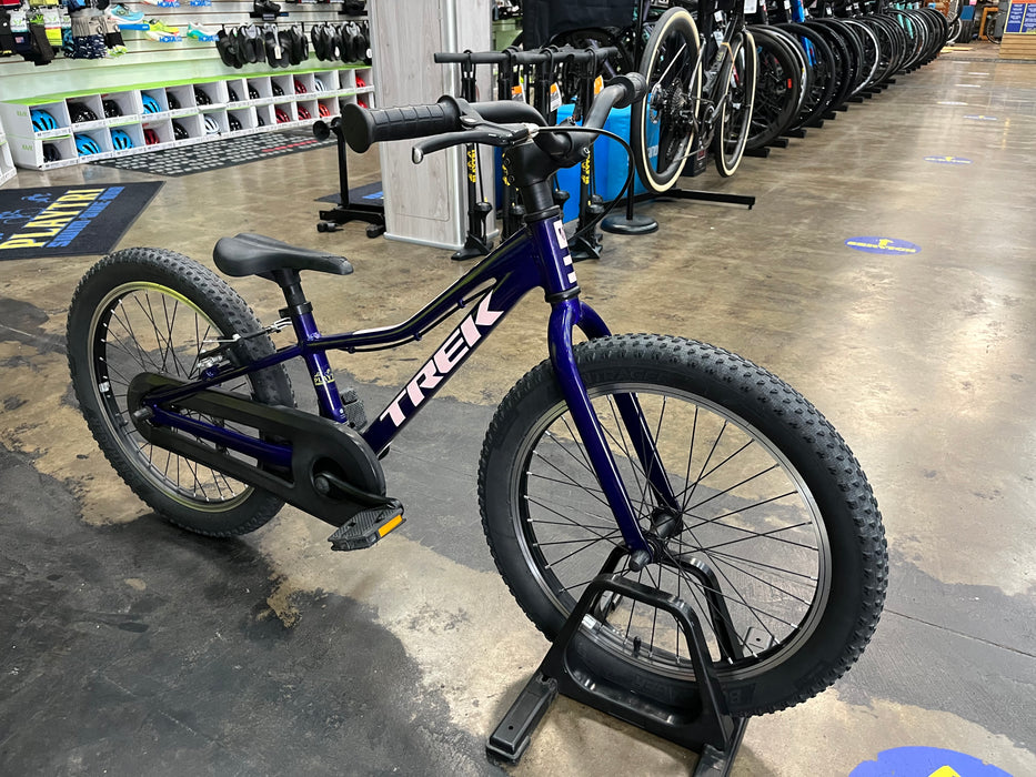 Trek Precaliber 20 Kids Bike - Purple/Pink USED