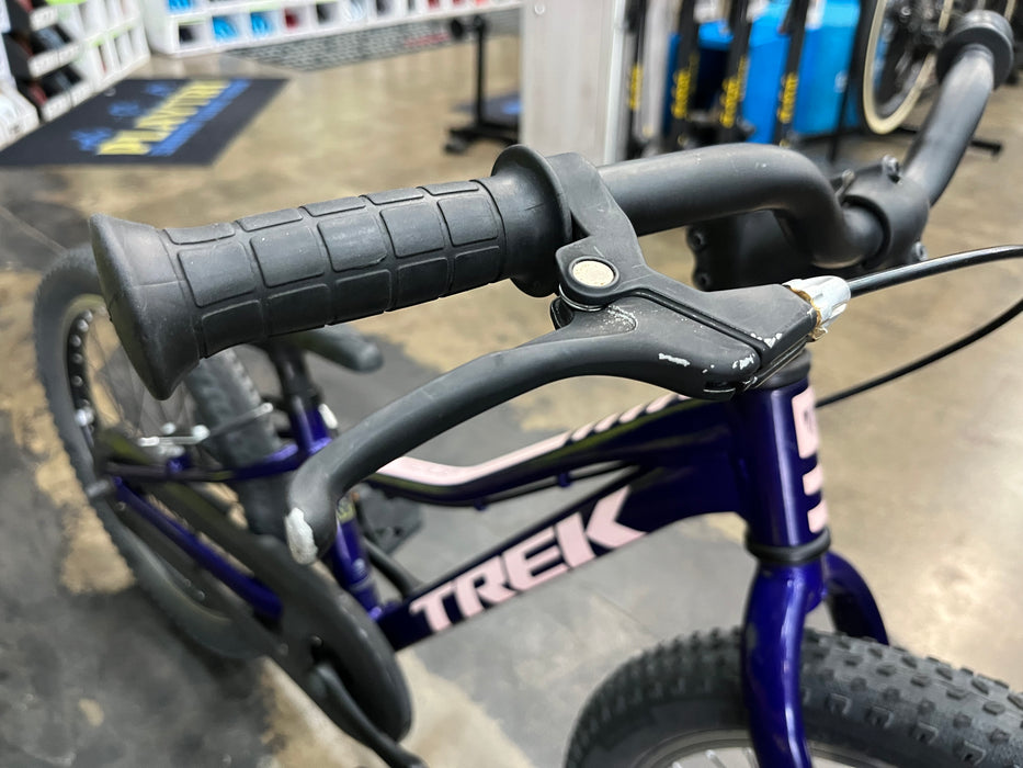 Trek Precaliber 20 Kids Bike - Purple/Pink USED