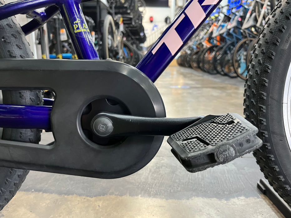 Trek Precaliber 20 Kids Bike - Purple/Pink USED