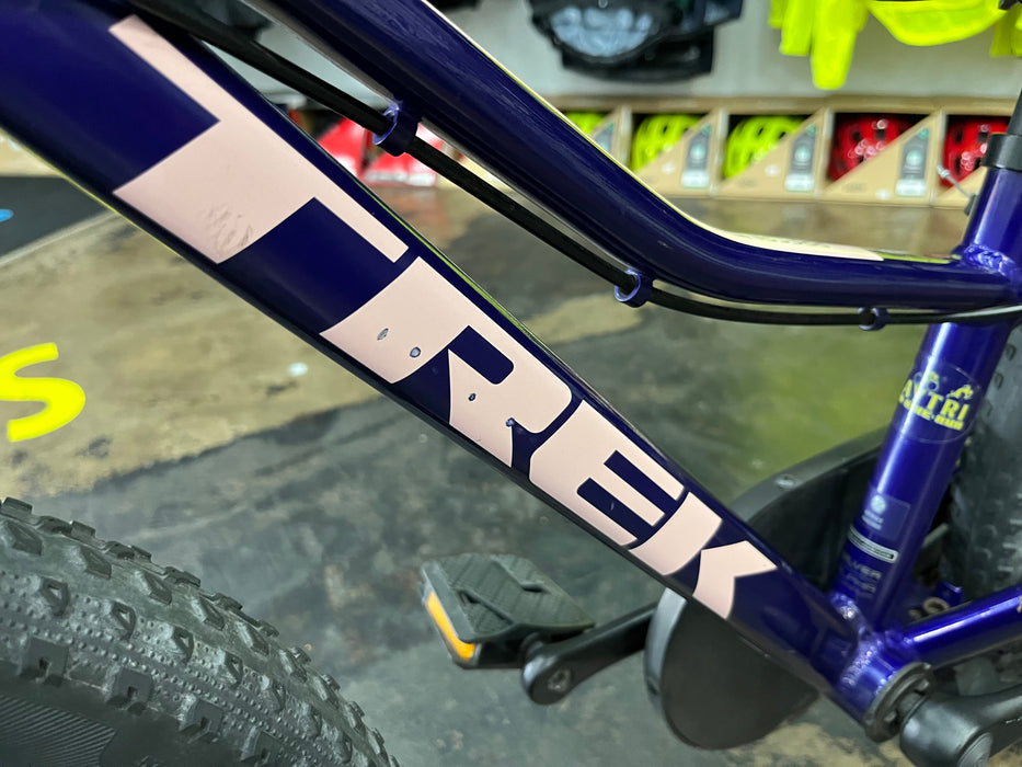 Trek Precaliber 20 Kids Bike - Purple/Pink USED