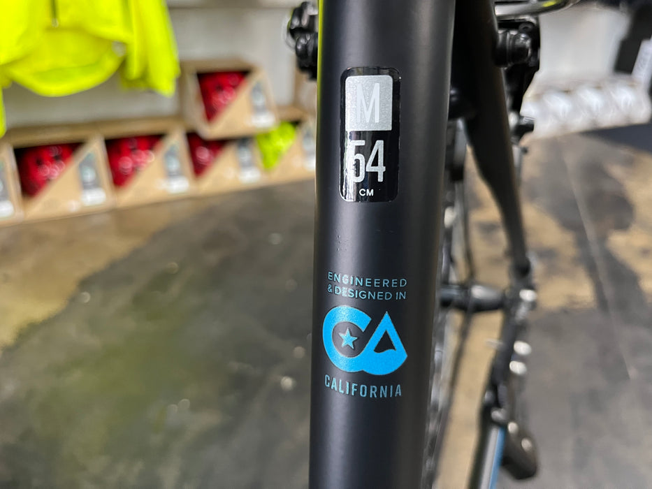 Felt Verza Speed 50 Shimano Tourney 7 Speed - Black/Blue DEMO