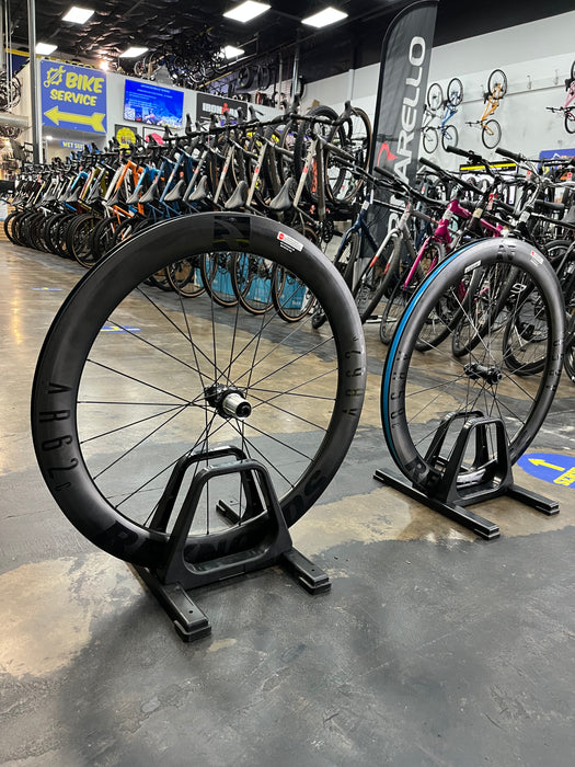 Reynolds AR58/62 Disc Carbon Clincher Tubeless Wheelset - Black Decals