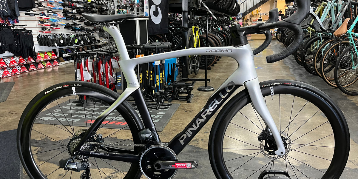 Pinarello Dogma F Disc SRAM Force eTap AXS - Enve Foundation 45