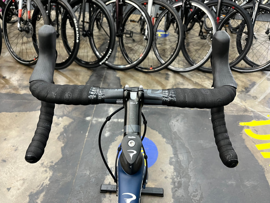 Pinarello Paris Shimano 105 11 Speed - Blue Steel DEMO