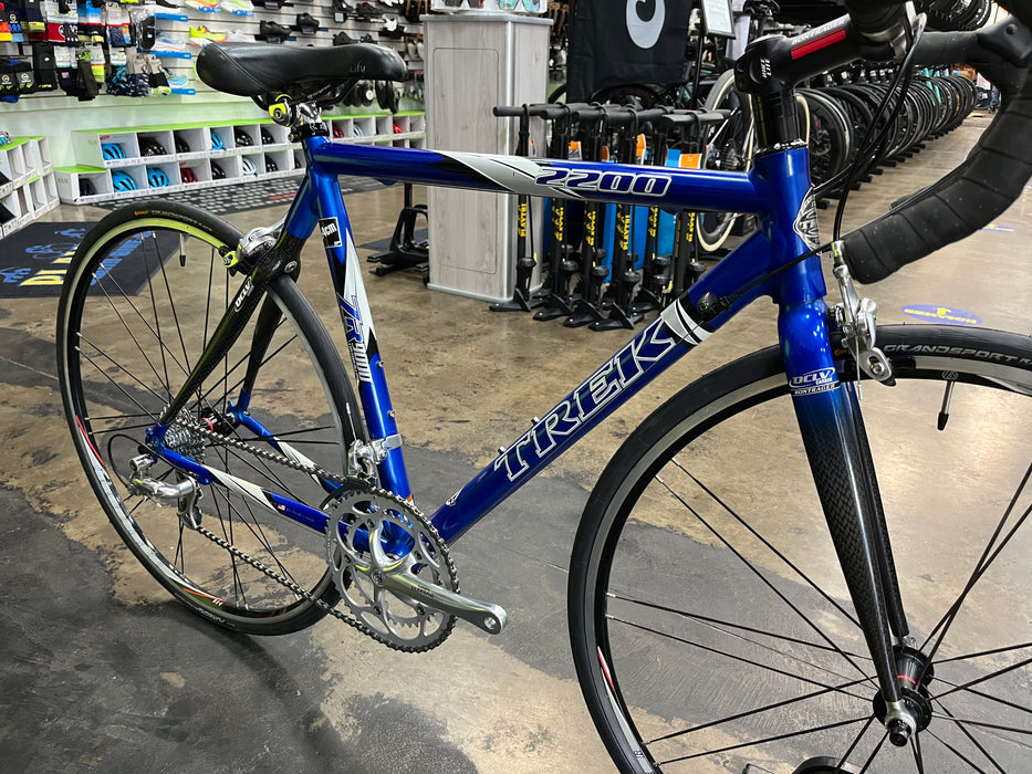 Trek 2200 Shimano Ultegra 9 Speed - Blue USED