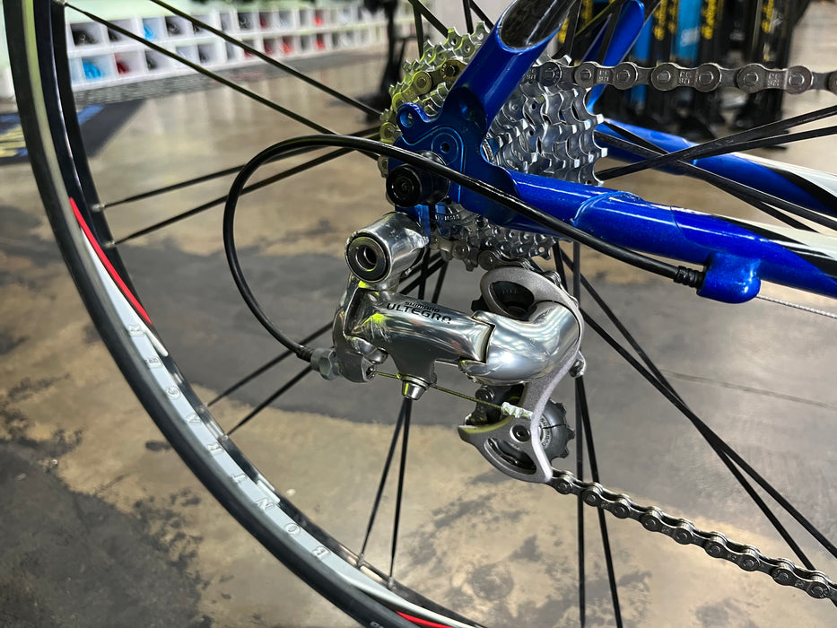 Trek 2200 Shimano Ultegra 9 Speed - Blue USED