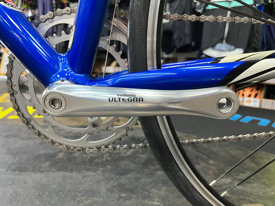 Trek 2200 Shimano Ultegra 9 Speed - Blue USED