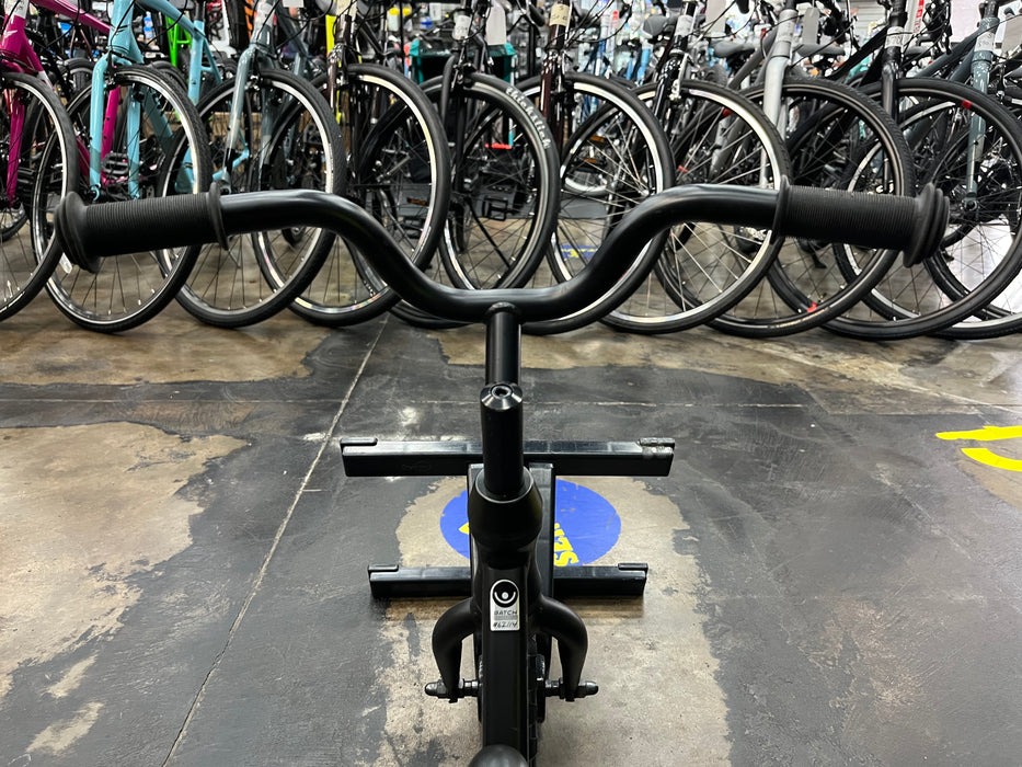 Batch Balance Bike - Black DEMO
