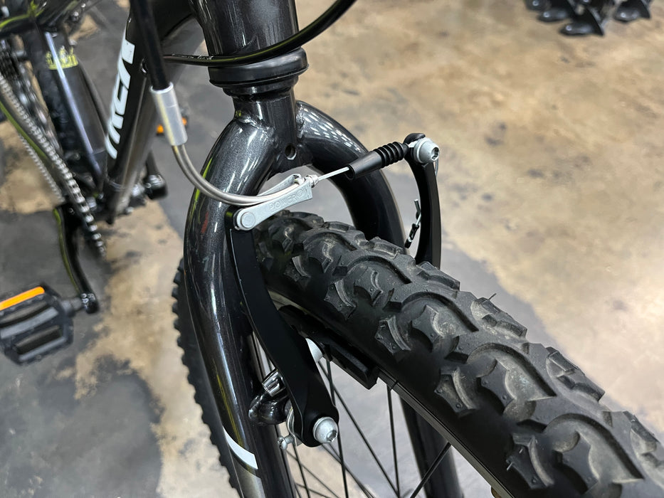 Trek Precaliber 24" Shimano Tourney 7 Speed - Metallic Black USED