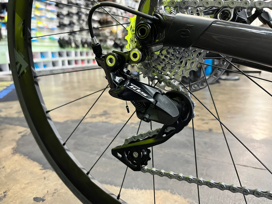 Cervelo P-Series Shimano 105 11 Speed w/ Fulcrum Racing 400 DB Wheels