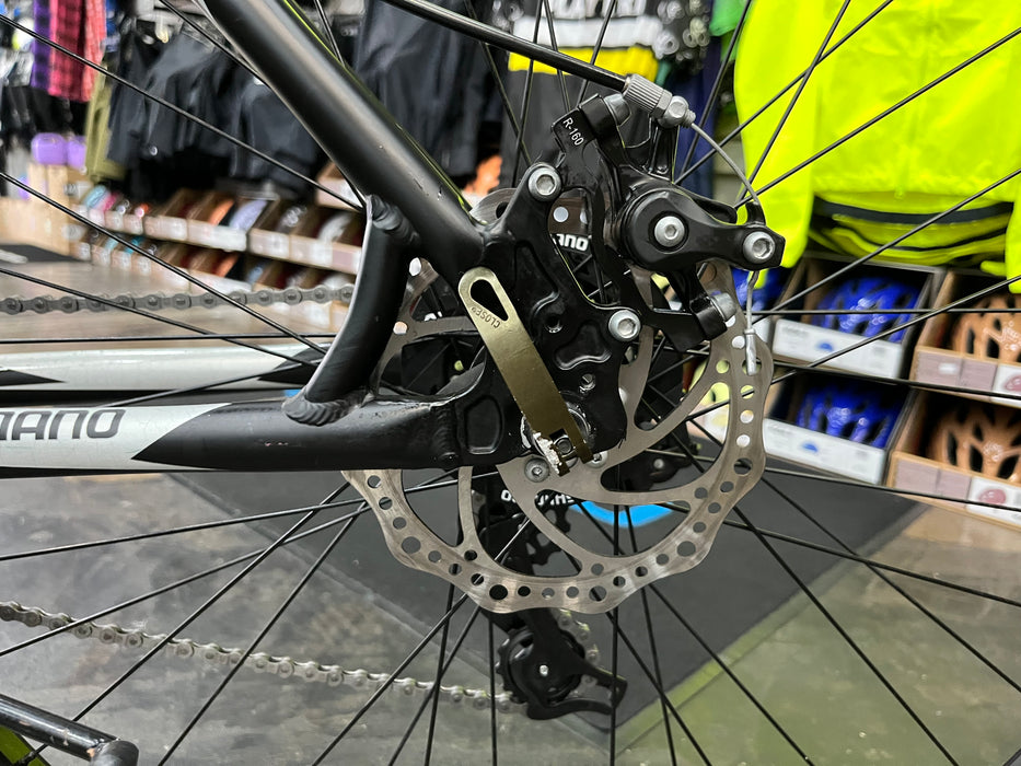 Iron Horse Yakuza 5.1 Mountain Bike Shimano Tourney 7 Speed - Black/Silver USED