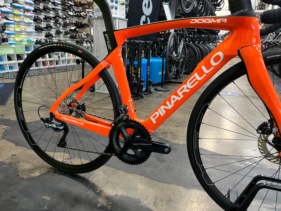 Pinarello Dogma F12 Disk Shimano Ultegra 11 Speed - Venus Orange USED