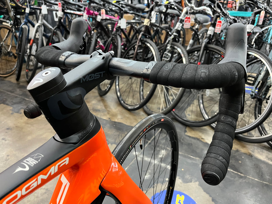 Pinarello Dogma F12 Disk Shimano Ultegra 11 Speed - Venus Orange USED