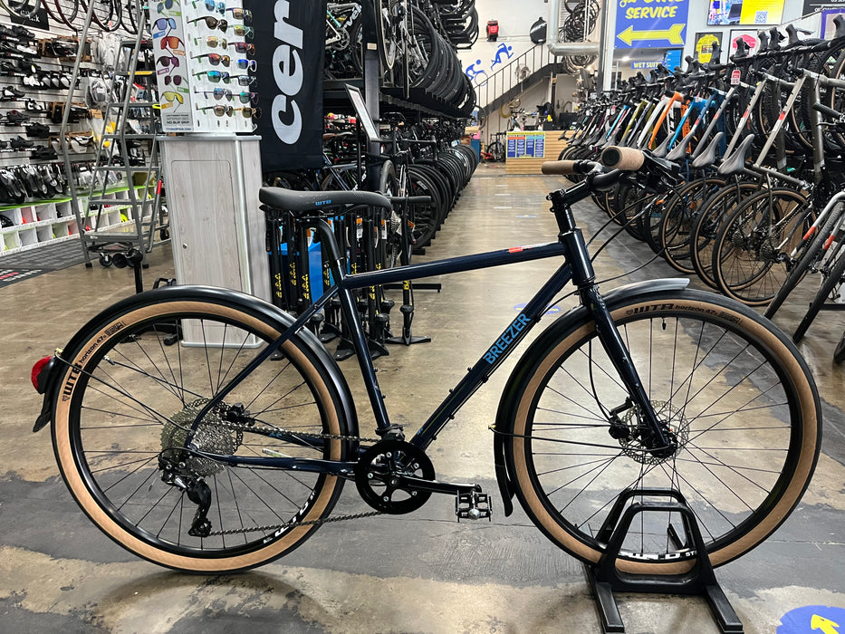 Breezer Bikes Doppler Cafe+ Shimano Deore 10-Speed - Deep Blue