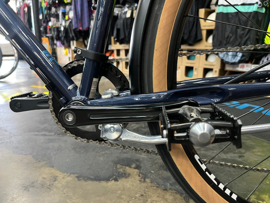 Breezer Bikes Doppler Cafe+ Shimano Deore 10-Speed - Deep Blue
