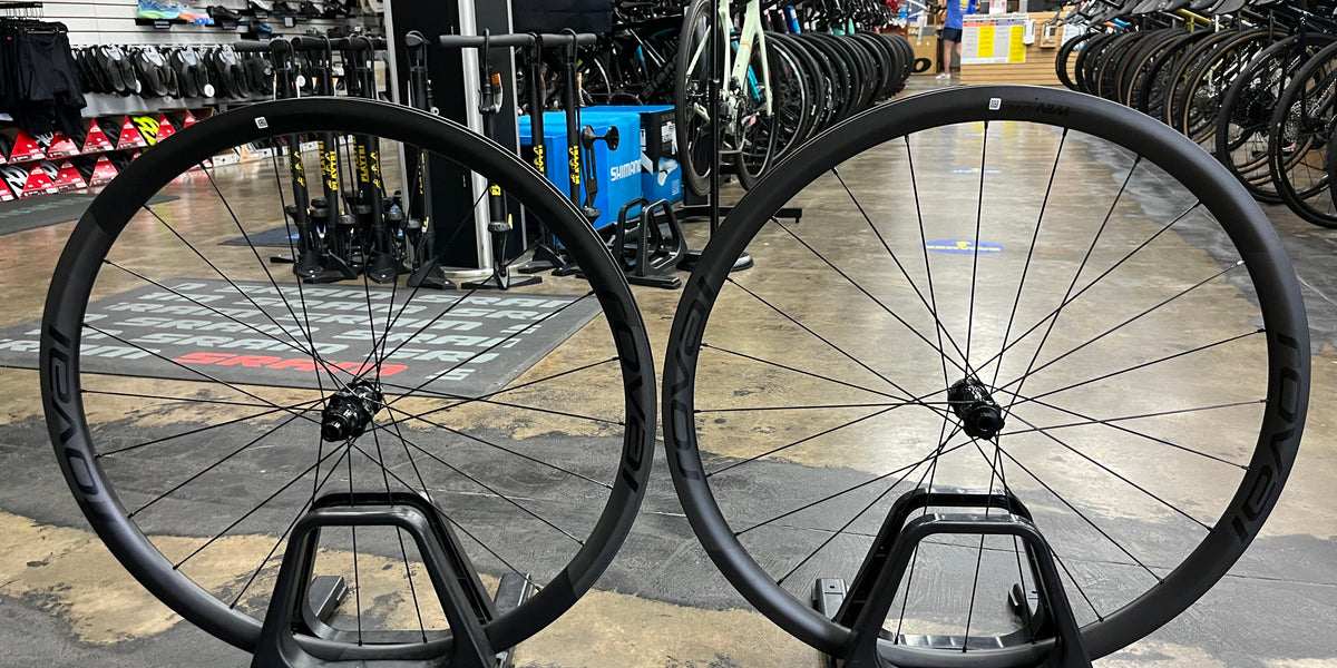 Roval Alpinist CL Carbon Wheelset - DT Swiss 350 - USED — Playtri