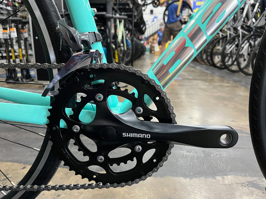 Bianchi Via Nirone 7 Shimano Claris - Celeste 2024