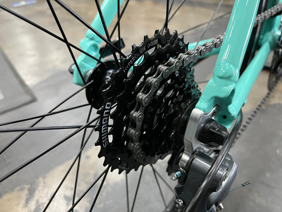 Bianchi Via Nirone 7 Shimano Claris - Celeste 2024