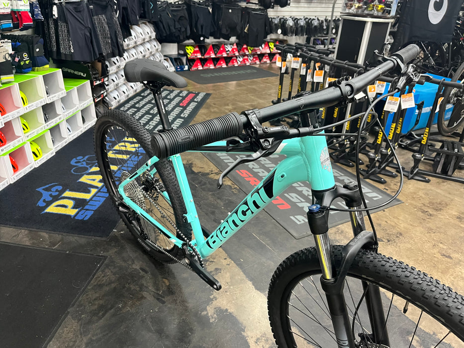 Bianchi Magma 9.0 Shimano Deore Celeste 2022 Playtri