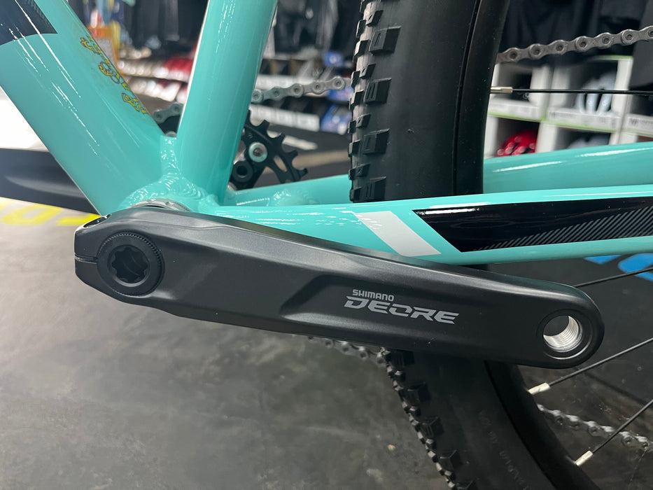 Bianchi Magma 9.0 Shimano Deore - Celeste 2022