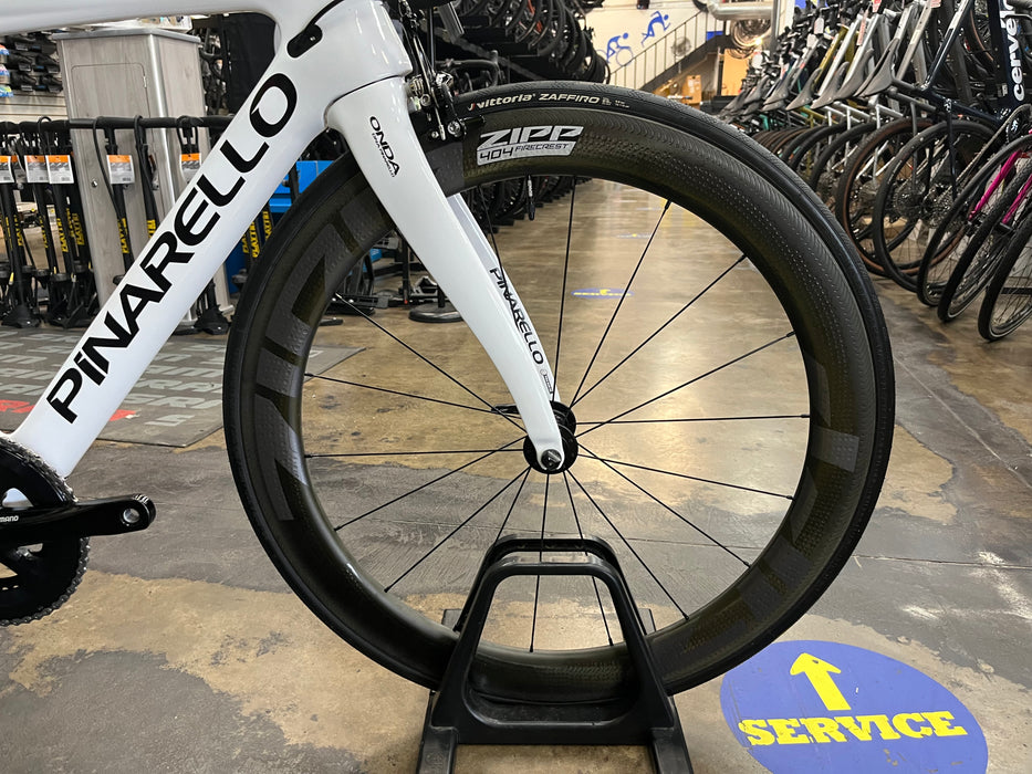 Pinarello Gan Rim Shimano 105 11 Speed - ZIPP 404 Firecrest wheelset - White 2023