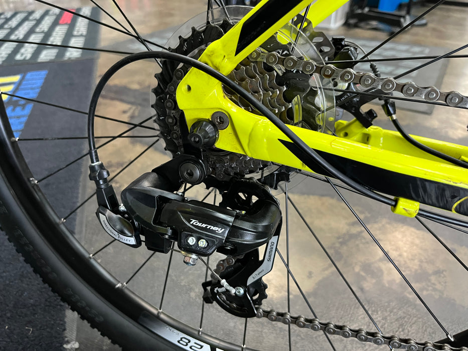 Giant ATX 2 Shimano Tourney - Yellow/Blue 2018 USED