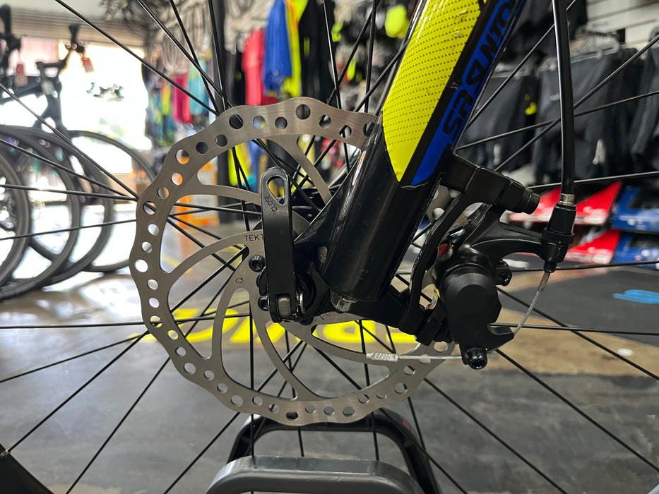 Giant ATX 2 Shimano Tourney - Yellow/Blue 2018 USED