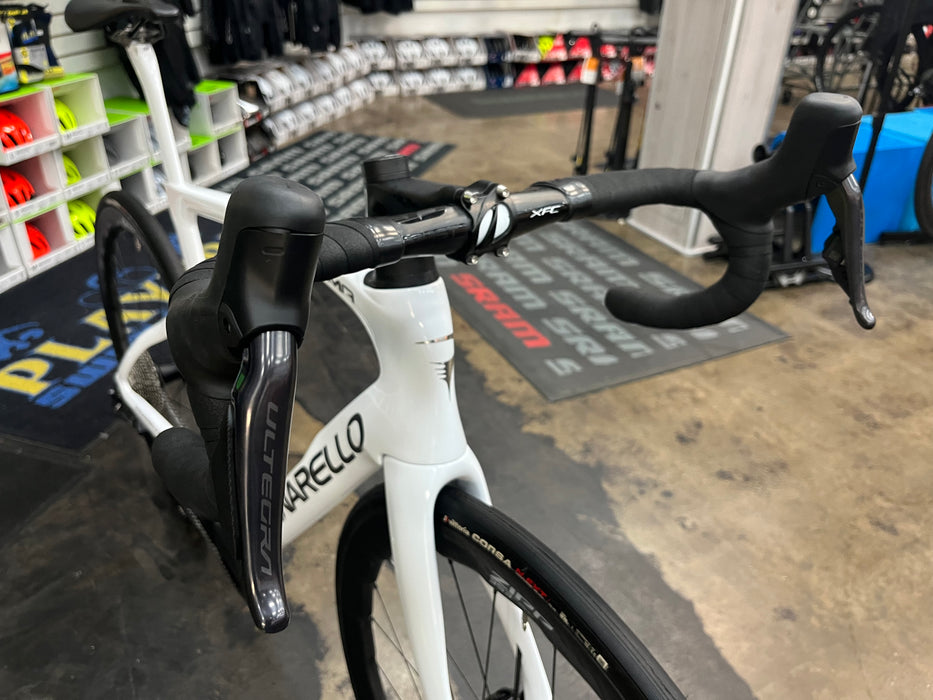 Pinarello Dogma F Disc Shimano Ultegra Di2 12 Speed - Zipp 353 NSW - 2024