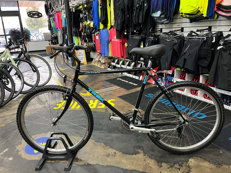 Trek Antelope 800 26" Mountain Bike Shimano Tourney - Black/Blue 1989 USED