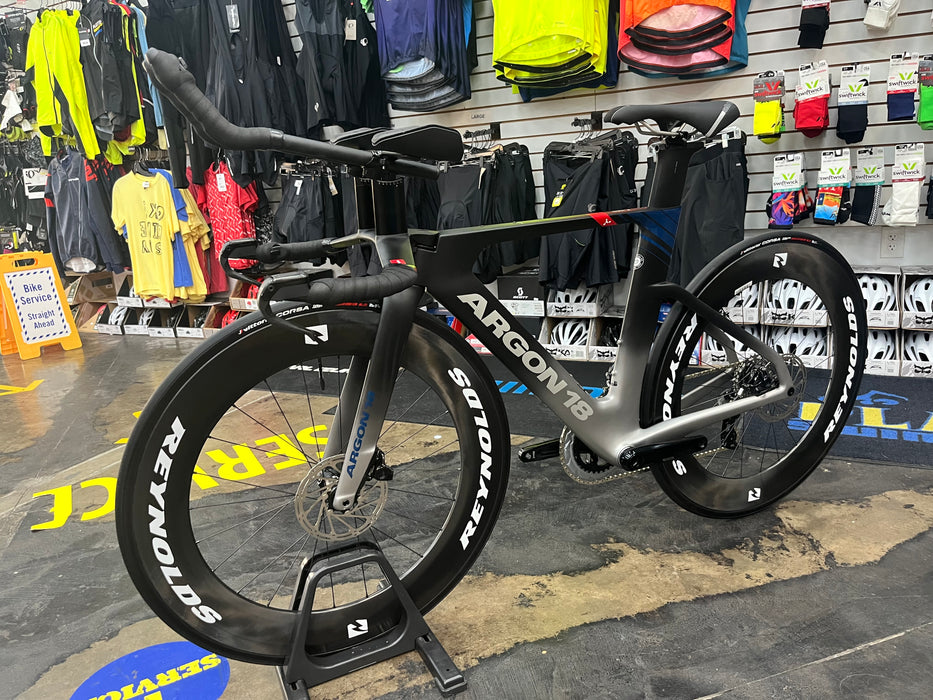 Argon 18 E-118 Tri+ SRAM Rival eTAP AXS 12 Speed - Reynolds AR80 Wheelset (White Lettering) - Black 2023