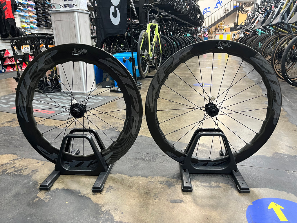 Zipp 454/858 NSW Disc Carbon Tubeless Wheelset HOOKED RIM — Playtri