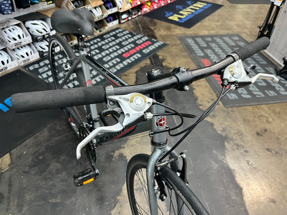 Schwinn Tourist Shimano 8 Speed - Gray USED