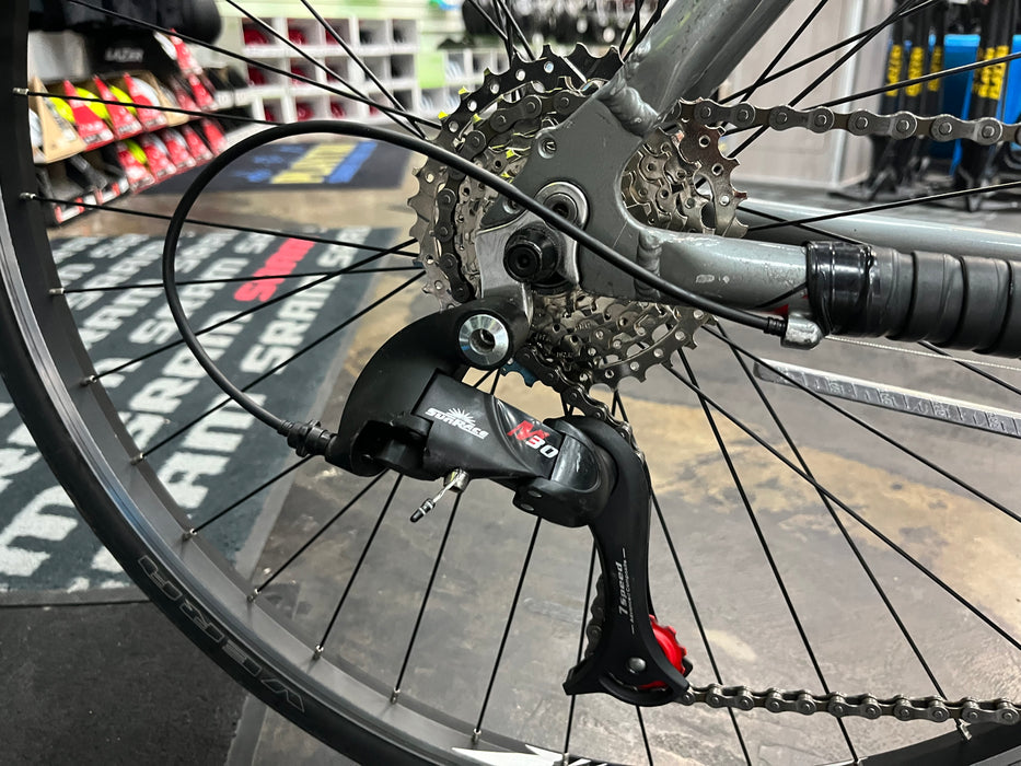 Schwinn Tourist Shimano 8 Speed - Gray USED
