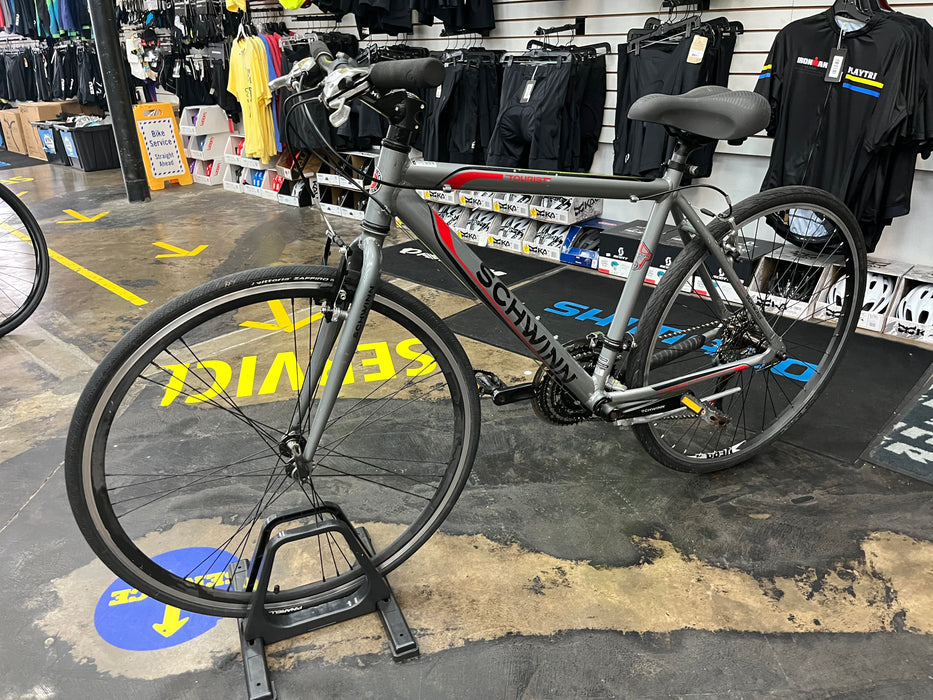 Schwinn Tourist Shimano 8 Speed - Gray USED